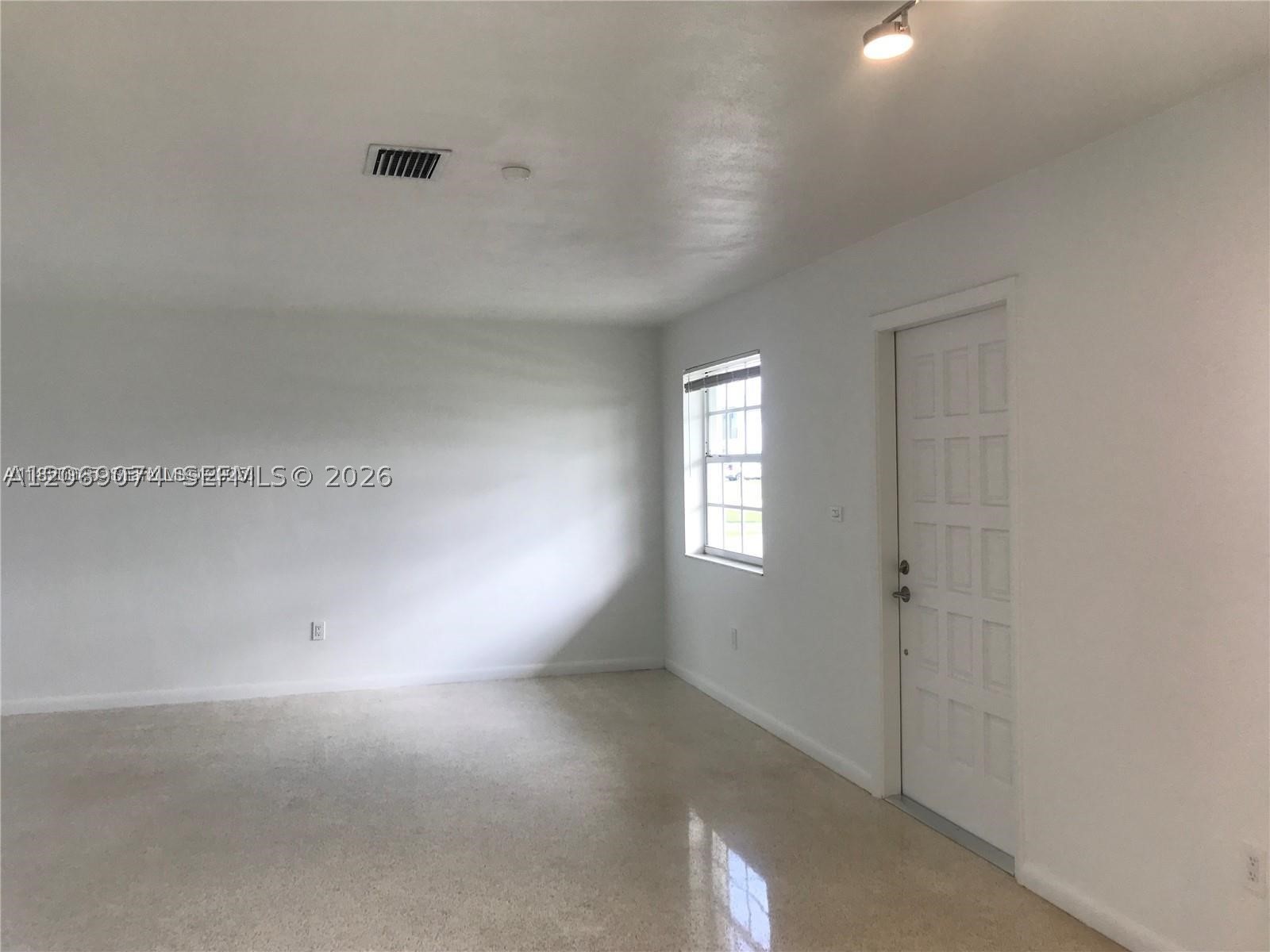 Hialeah photo 5