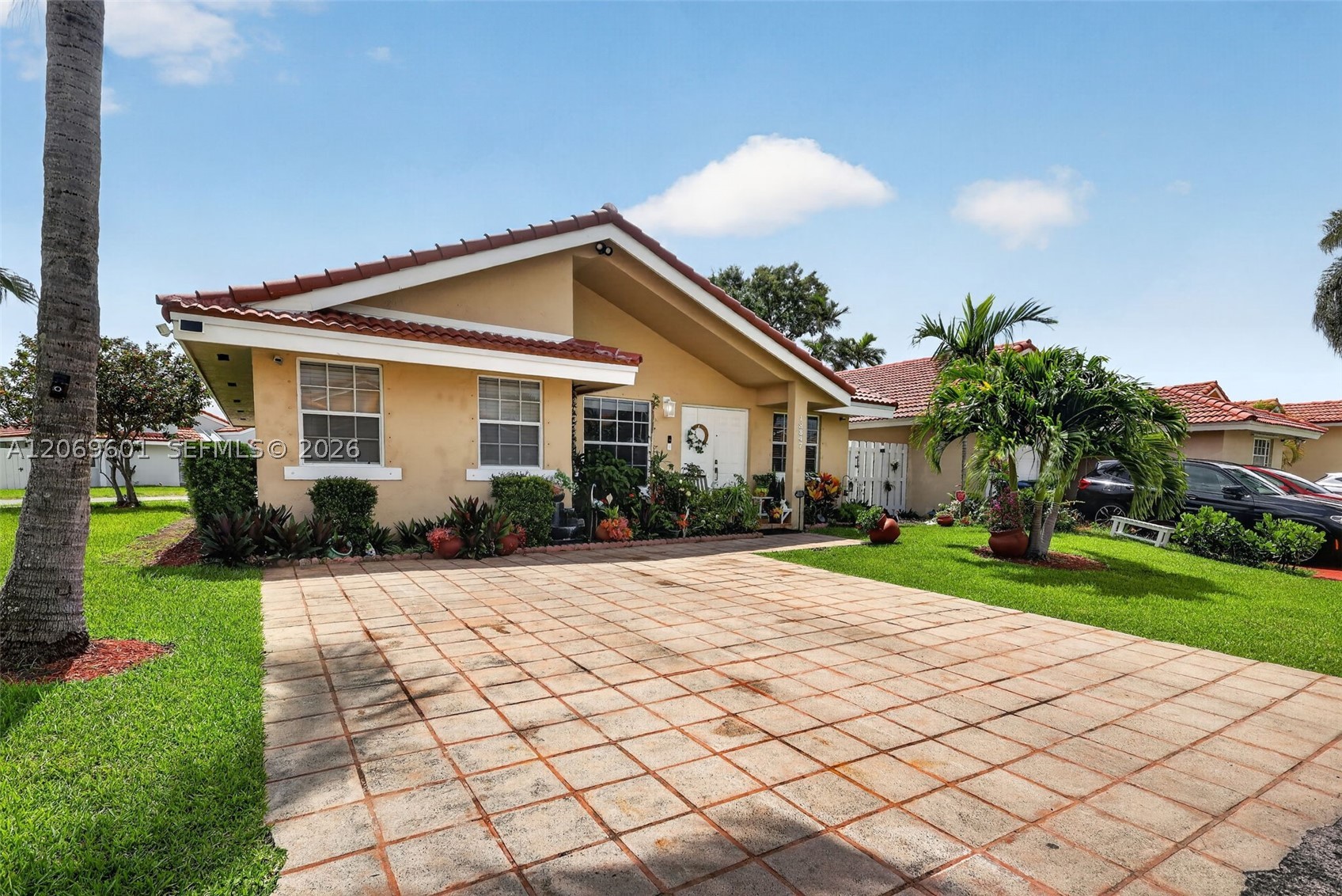 Hialeah photo 5