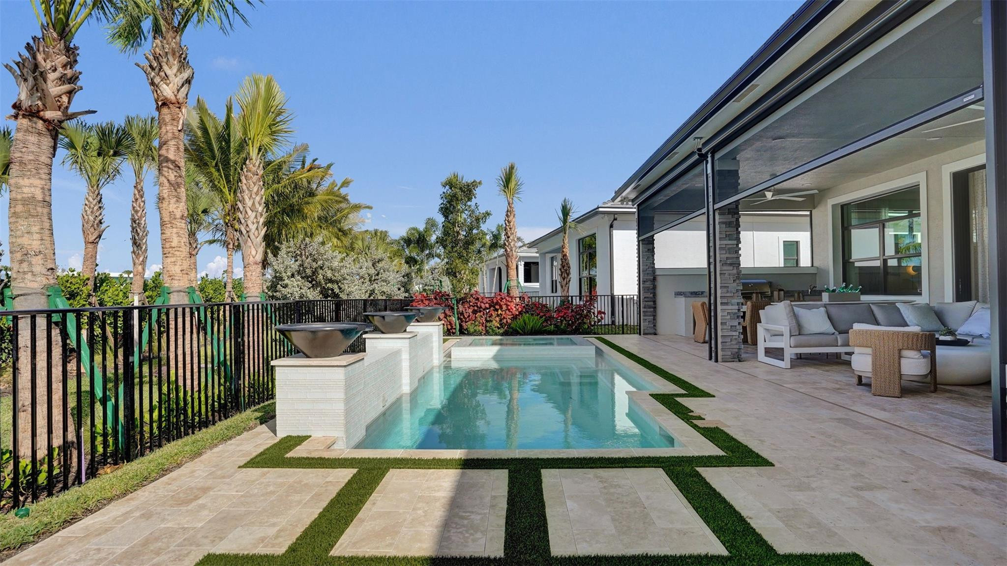 Palm Beach Gardens photo 2