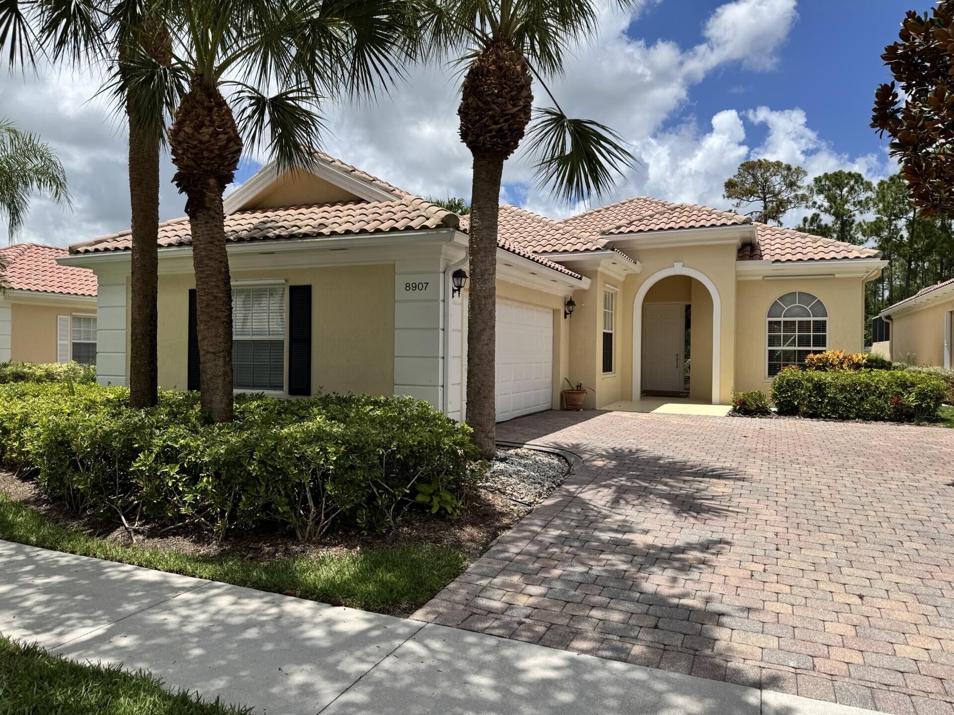 Palm Beach Gardens photo 2