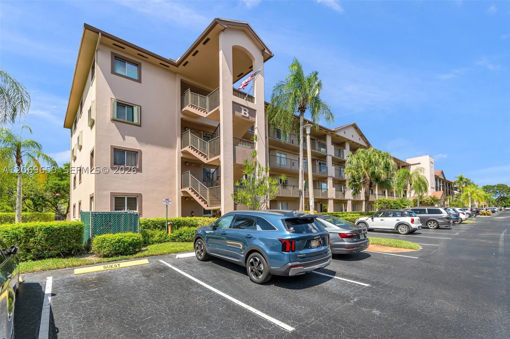 Pembroke Pines photo 1