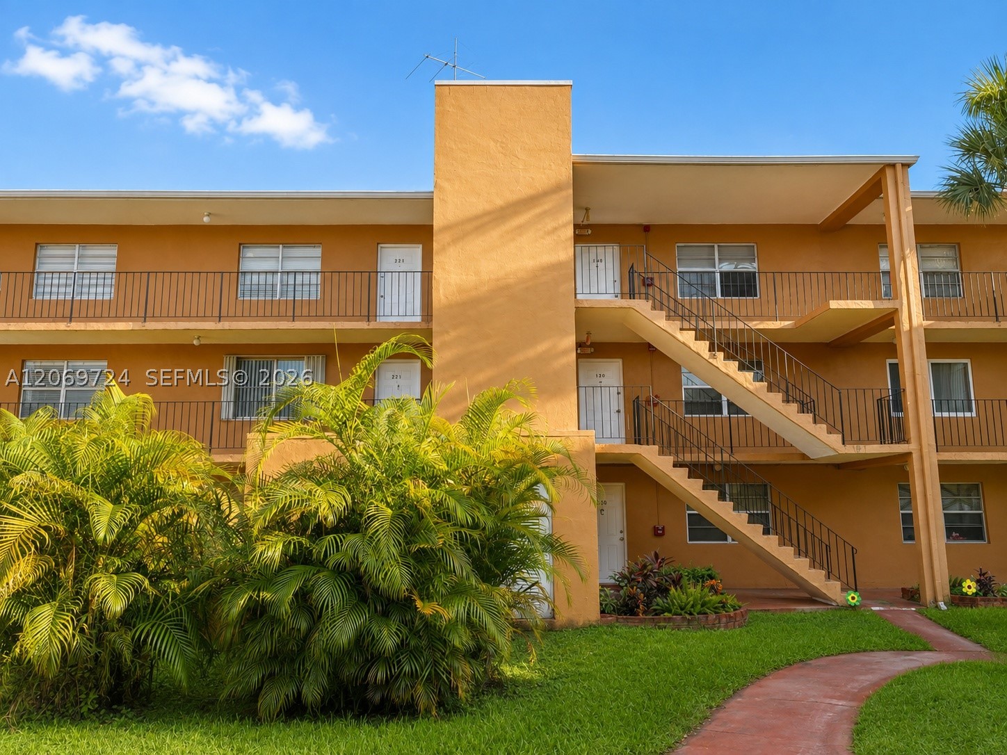 Hialeah photo 3