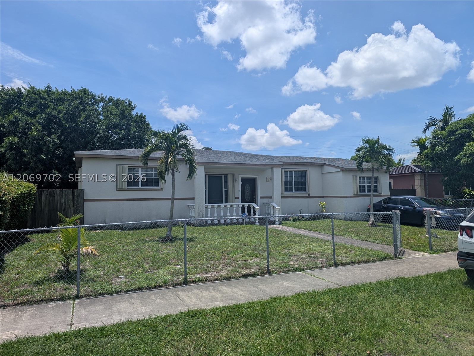 Miami Gardens photo 1
