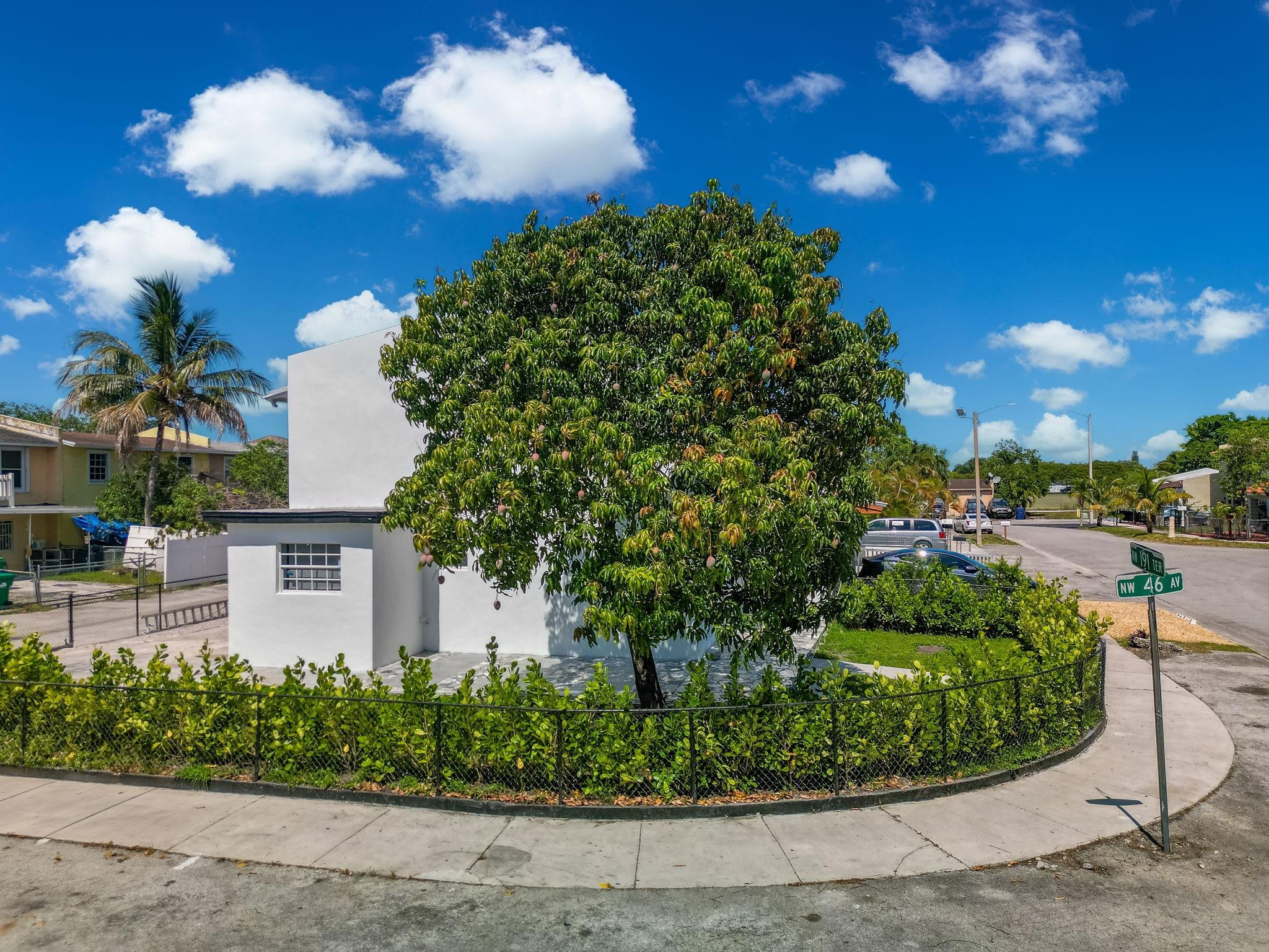 Miami Gardens photo 3