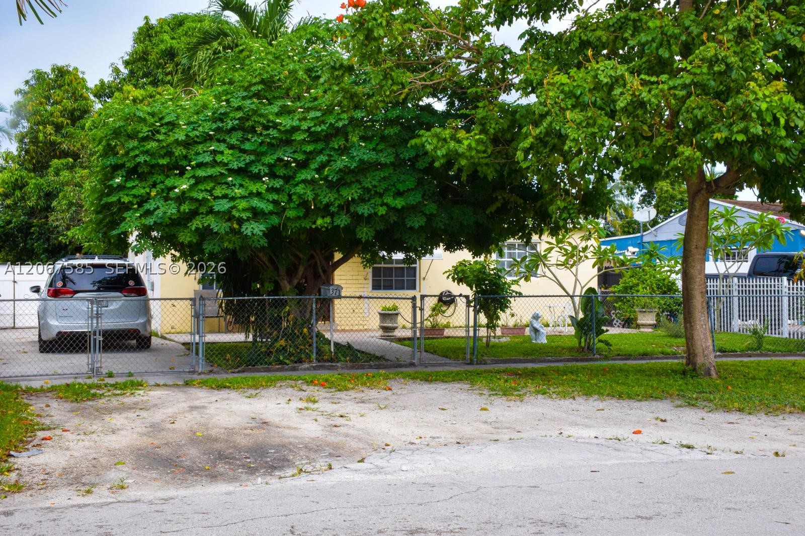 Hialeah photo 3