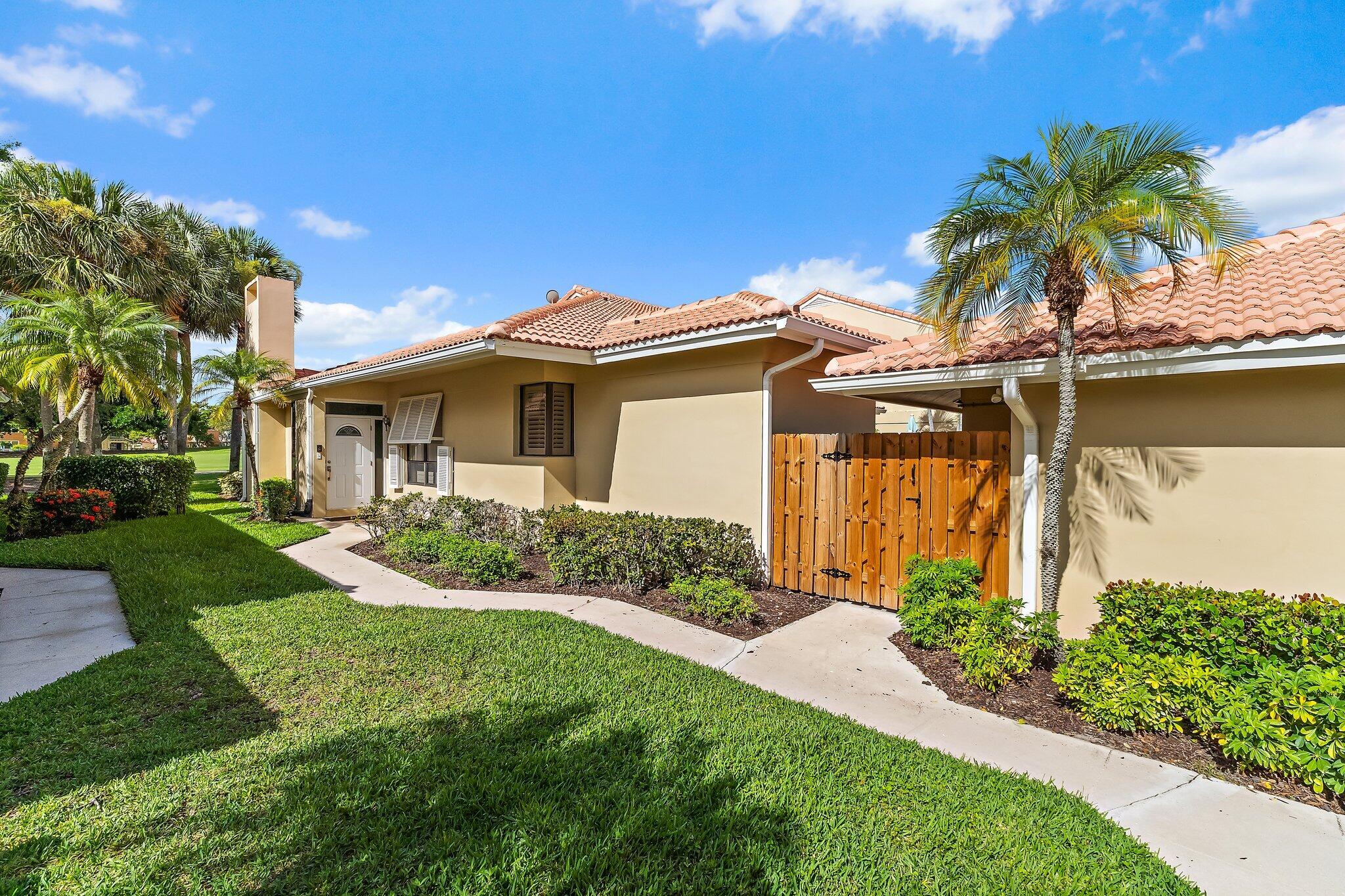 Palm Beach Gardens photo 2