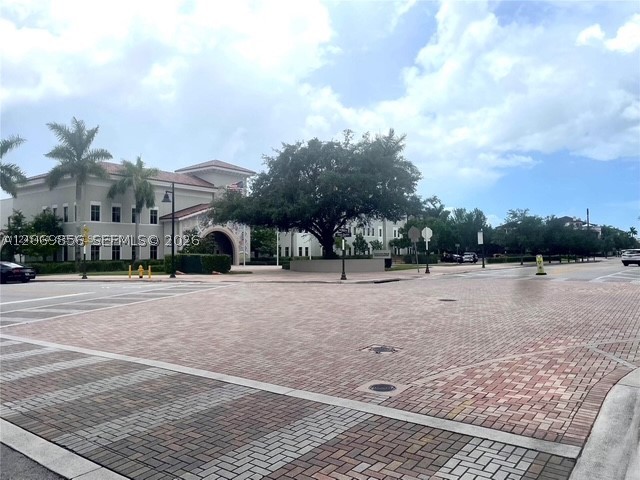 Doral photo 4