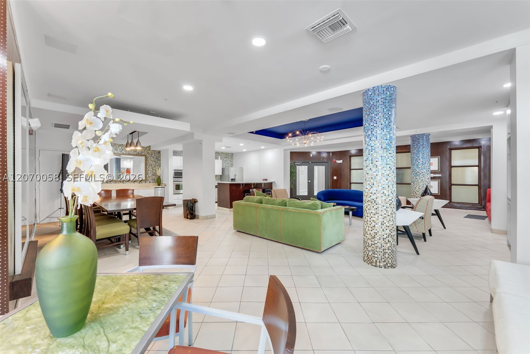 South Miami photo 3