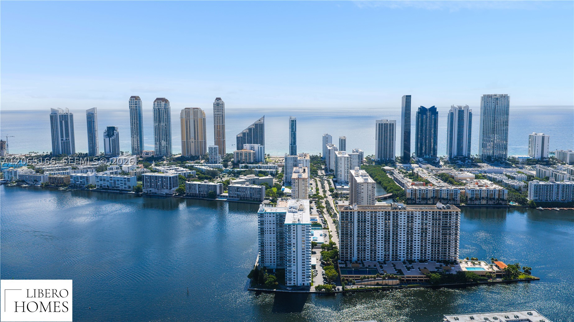 Sunny Isles Beach photo 1