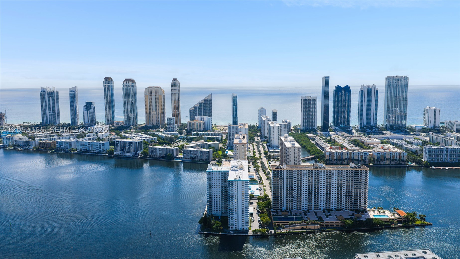 Sunny Isles Beach photo 2