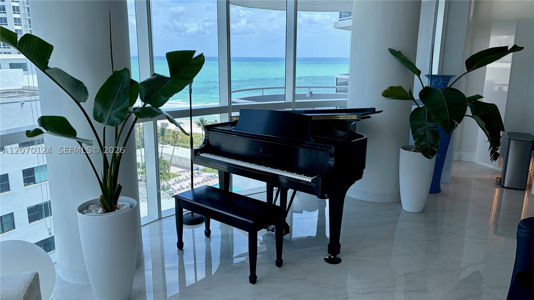 Miami Beach photo 1