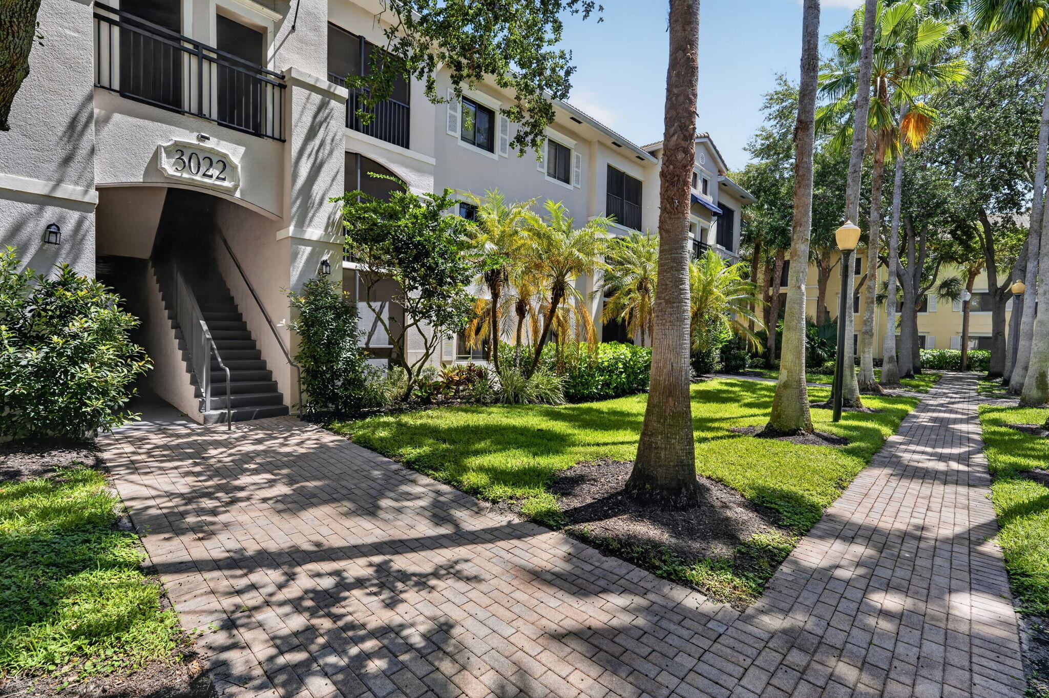Palm Beach Gardens photo 2