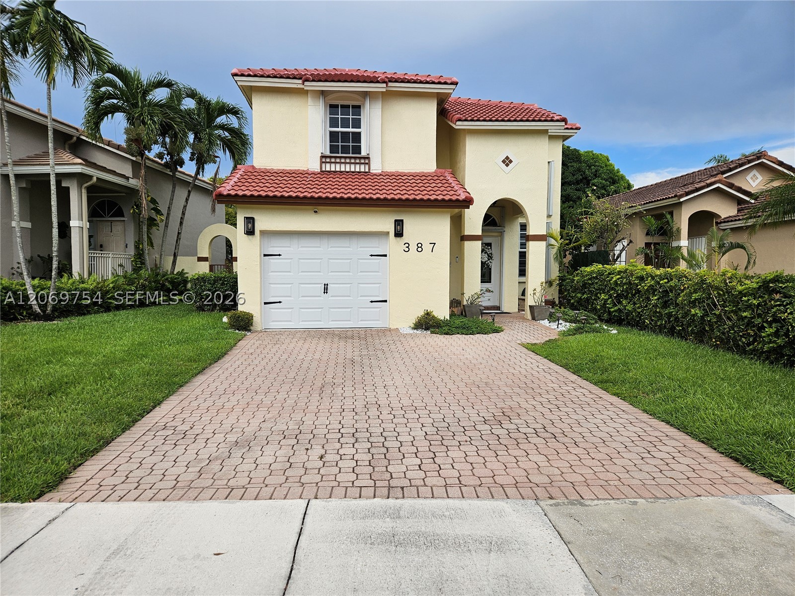 Pembroke Pines photo 4