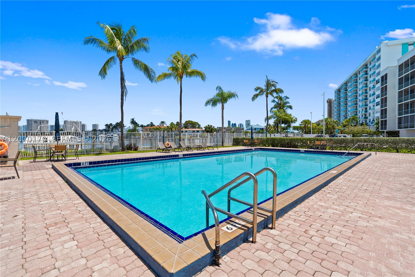 North Miami Beach photo 5