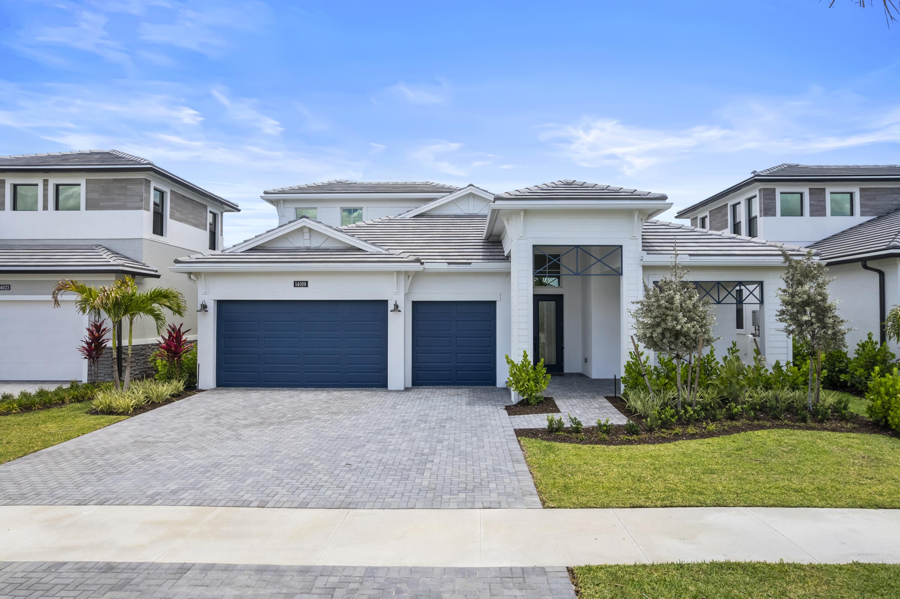 Palm Beach Gardens photo 1