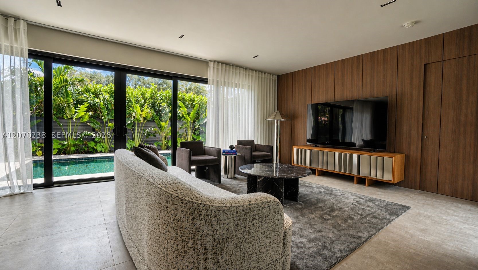 North Miami Beach photo 5