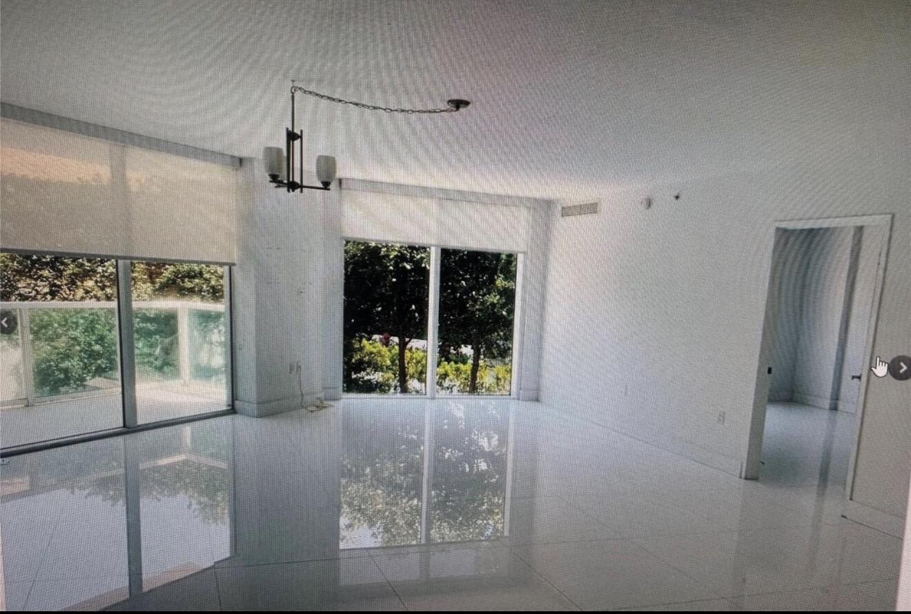 Sunny Isles Beach photo 4