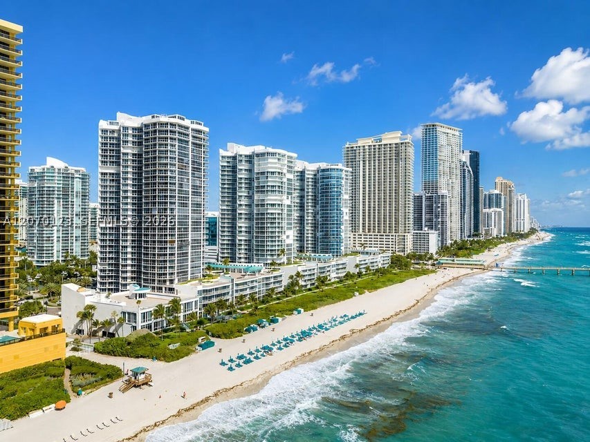 Sunny Isles Beach photo 1