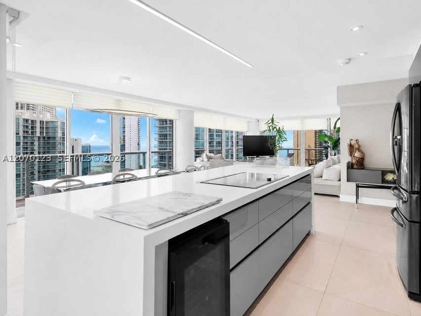 Sunny Isles Beach photo 3
