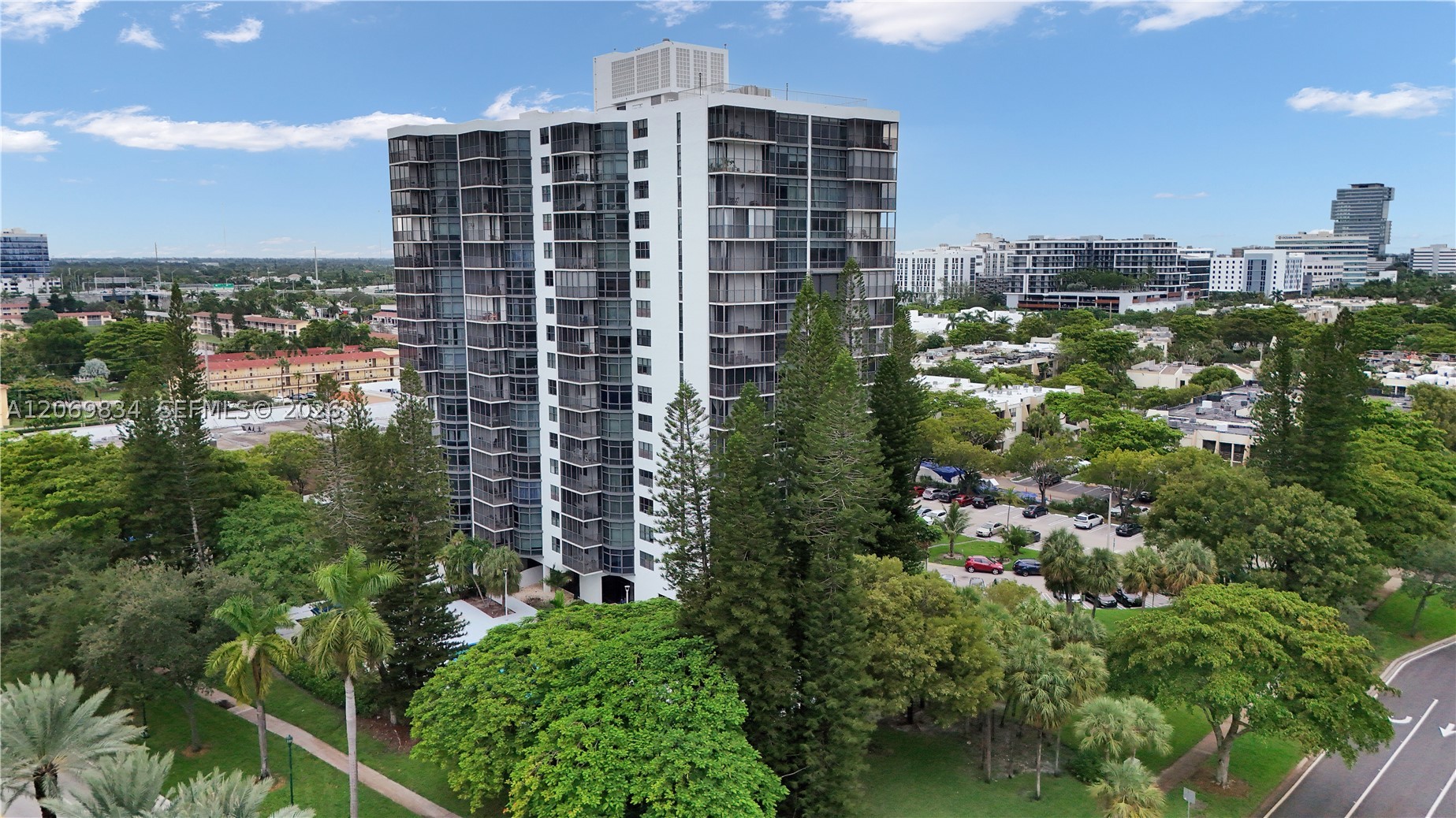 Aventura photo 1