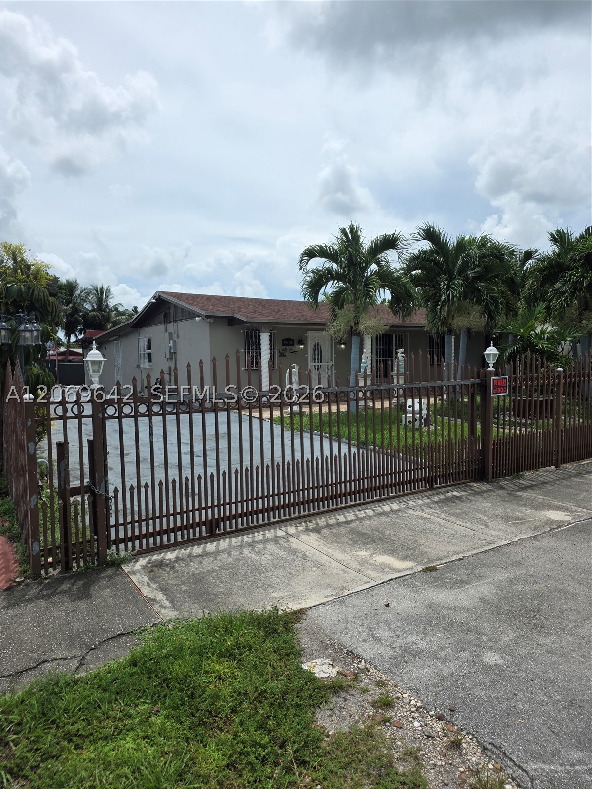 Opa Locka photo 2