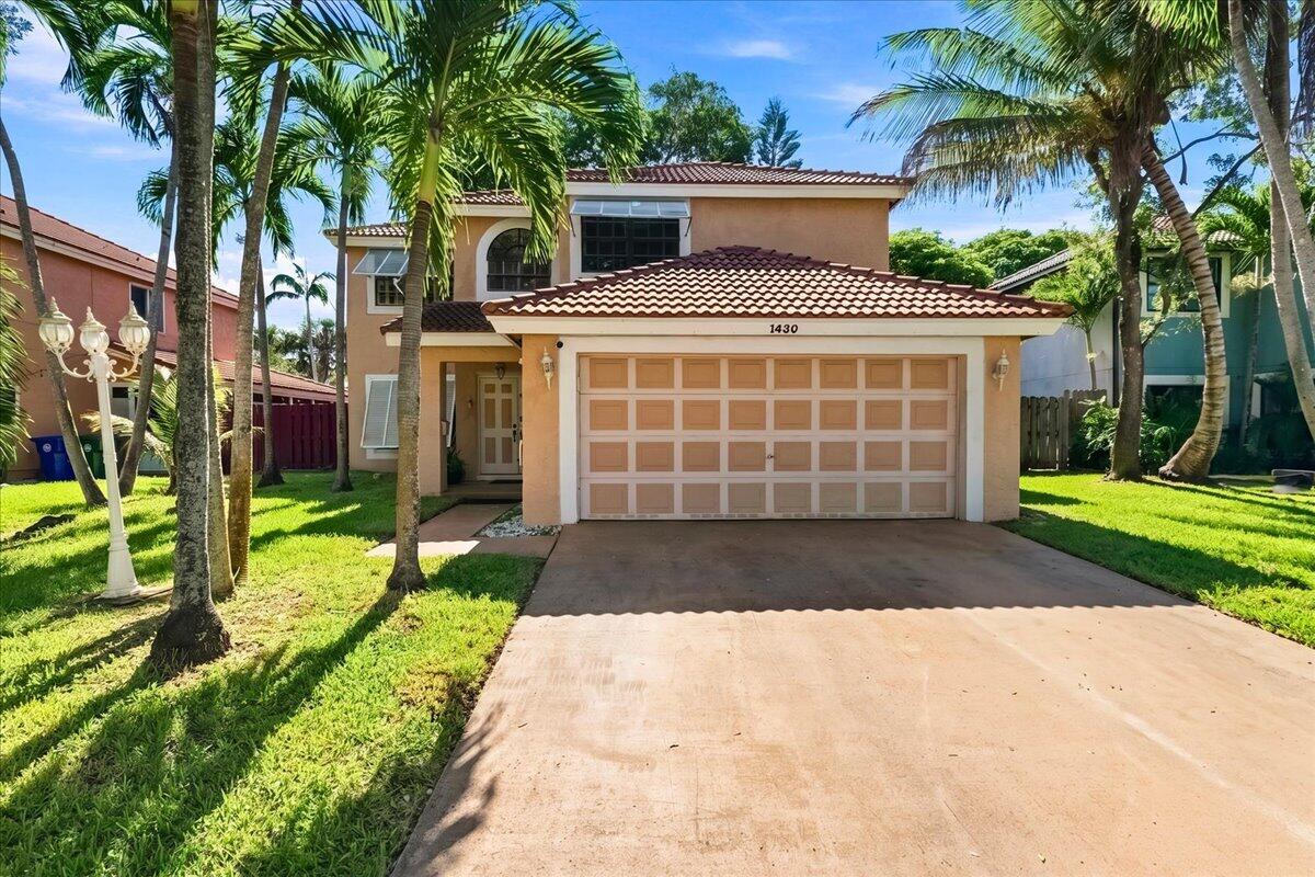 Pembroke Pines photo 2