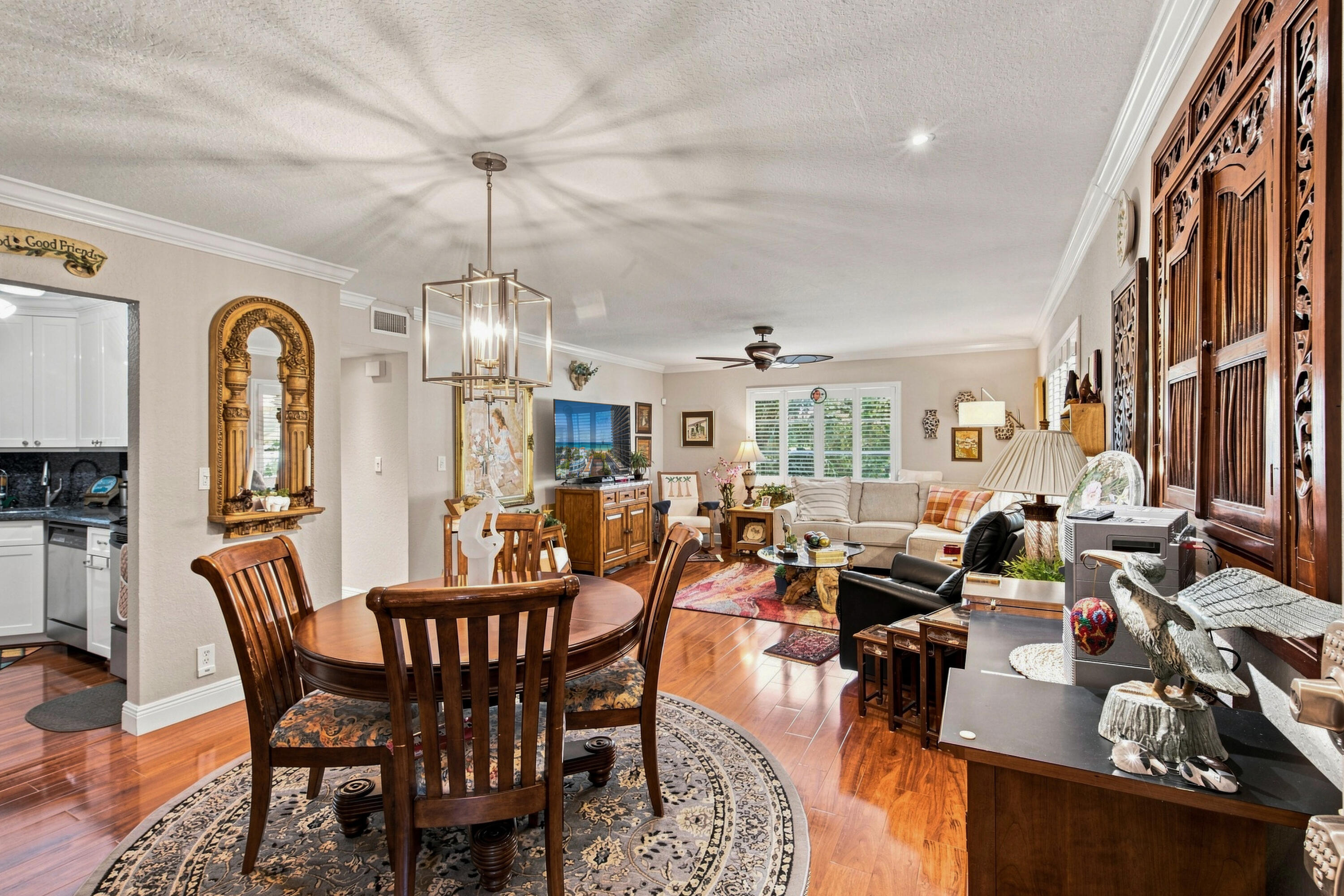 Wilton Manors photo 2