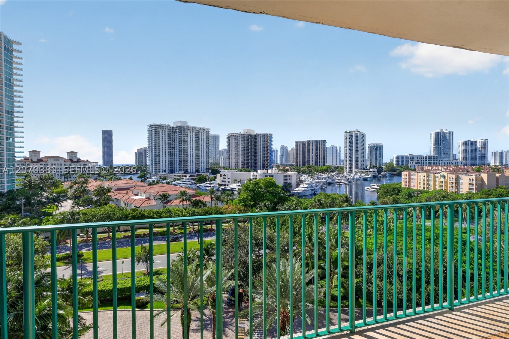 Aventura photo 5