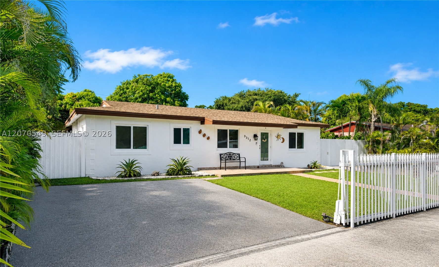 Miami Gardens photo 1