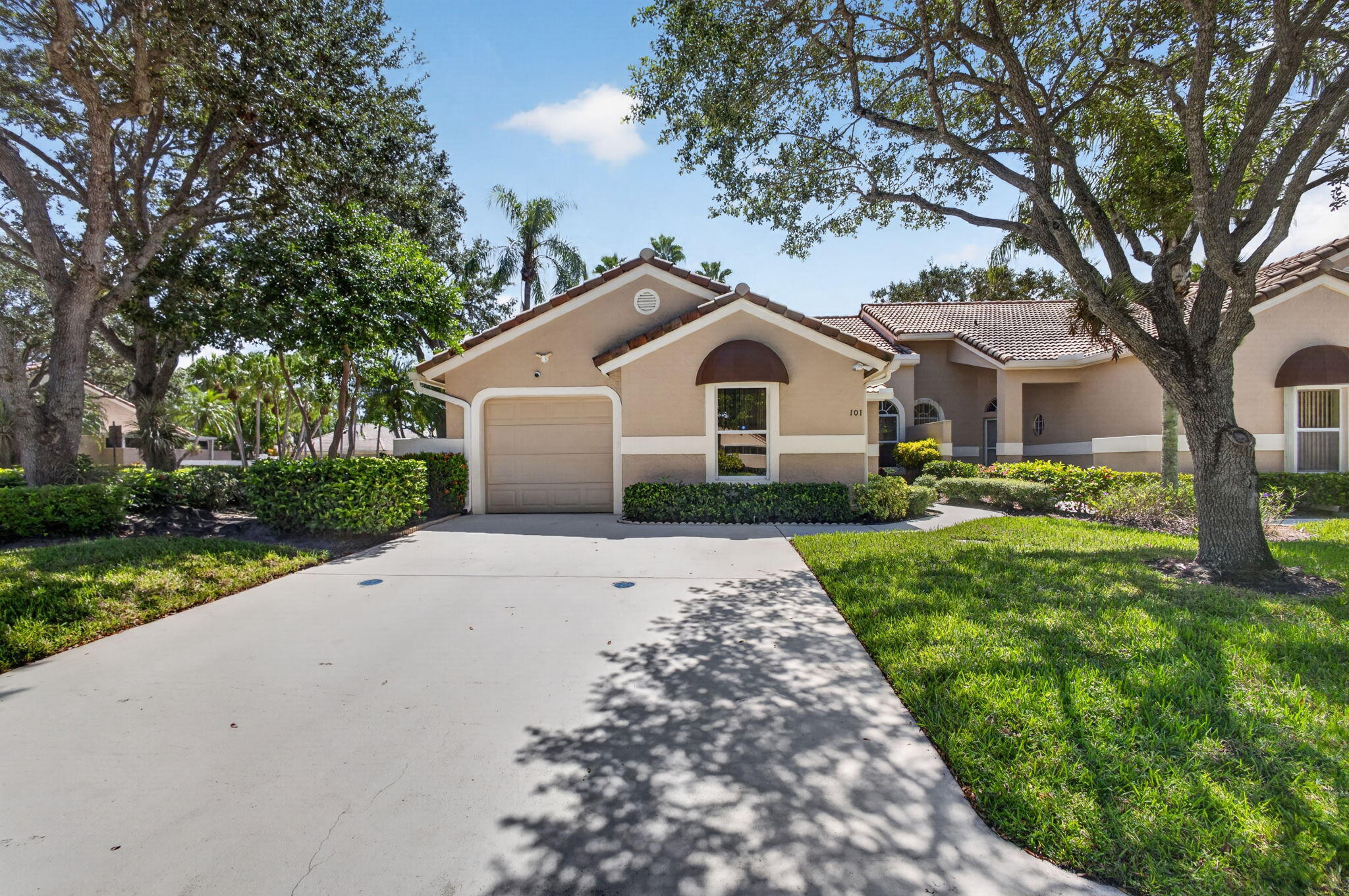 Palm Beach Gardens photo 2