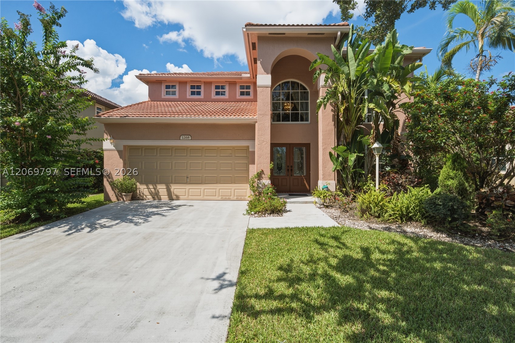 Pembroke Pines photo 1