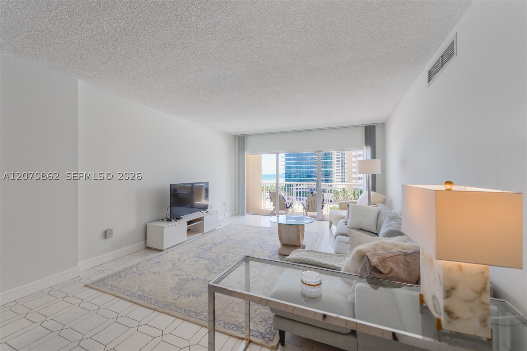 Hallandale Beach photo 3