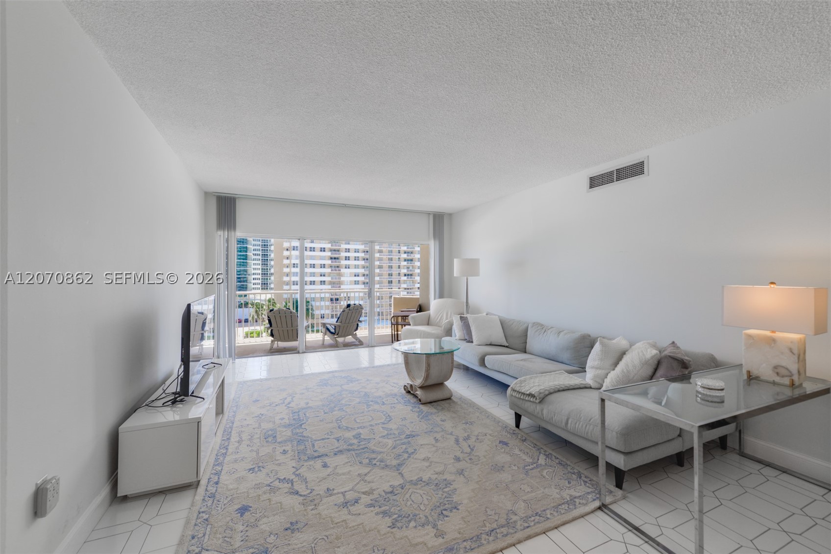 Hallandale Beach photo 4