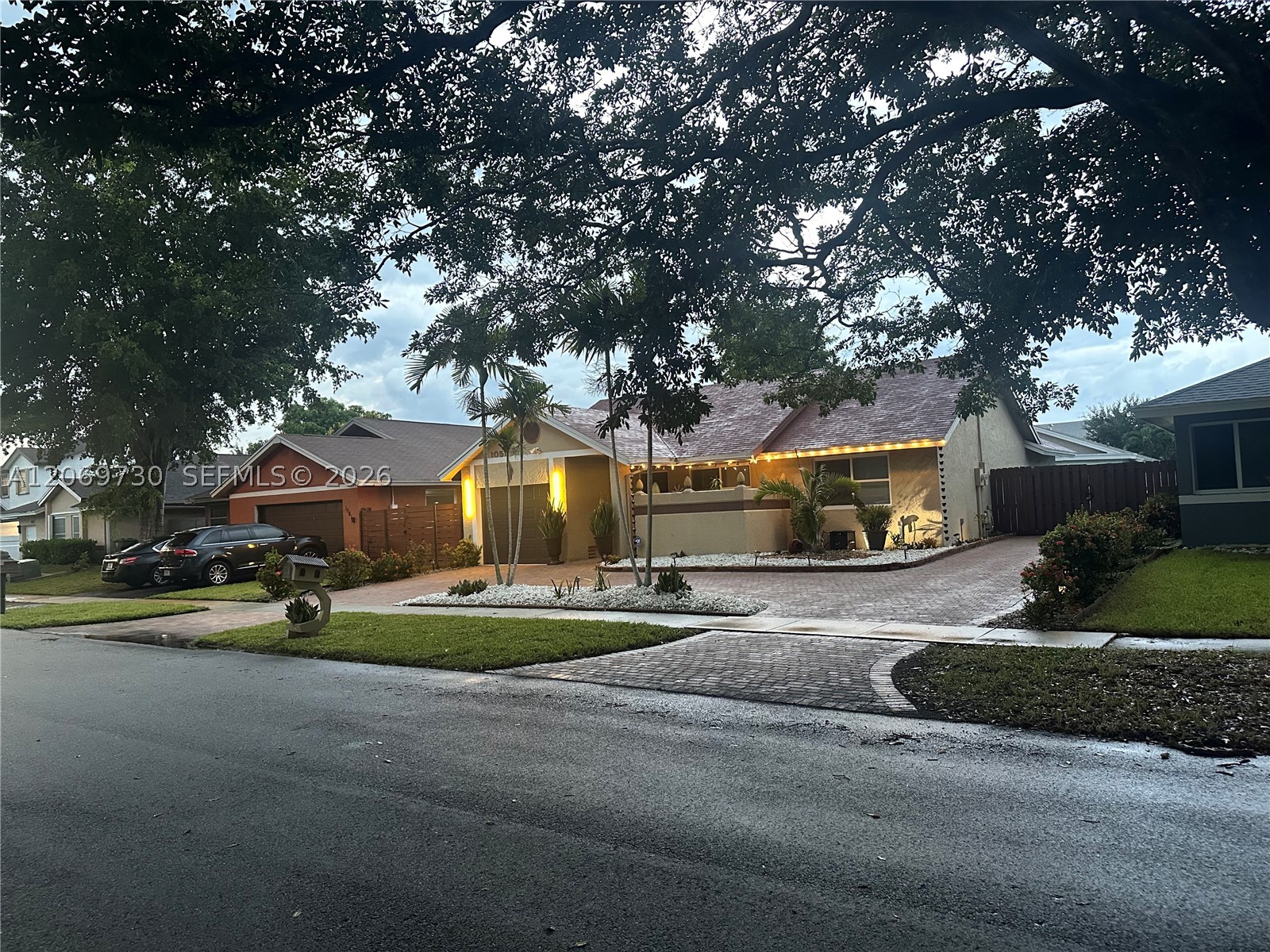 Pembroke Pines photo 3