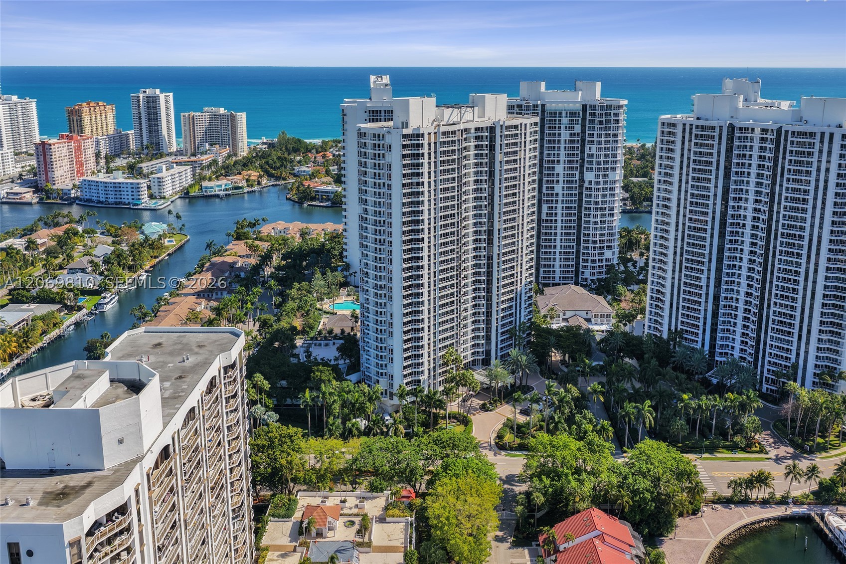 Aventura photo 1