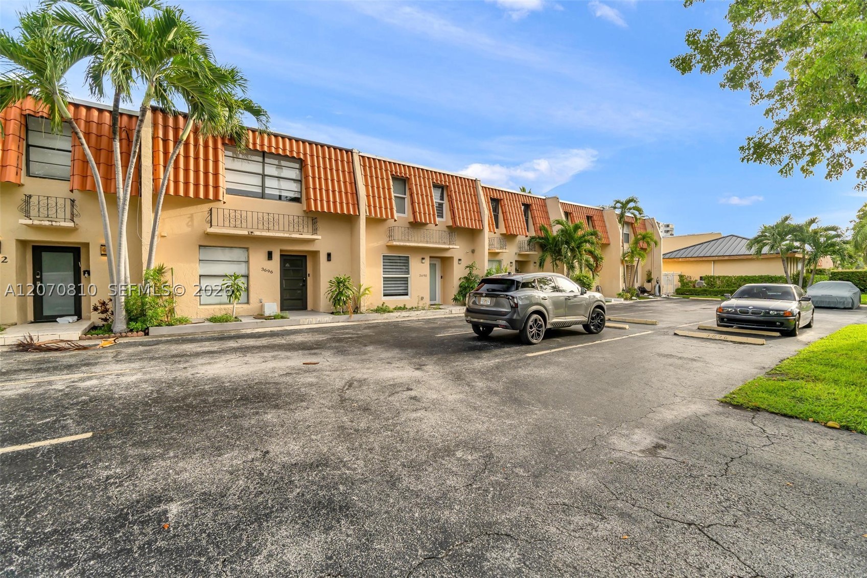 North Miami Beach photo 3
