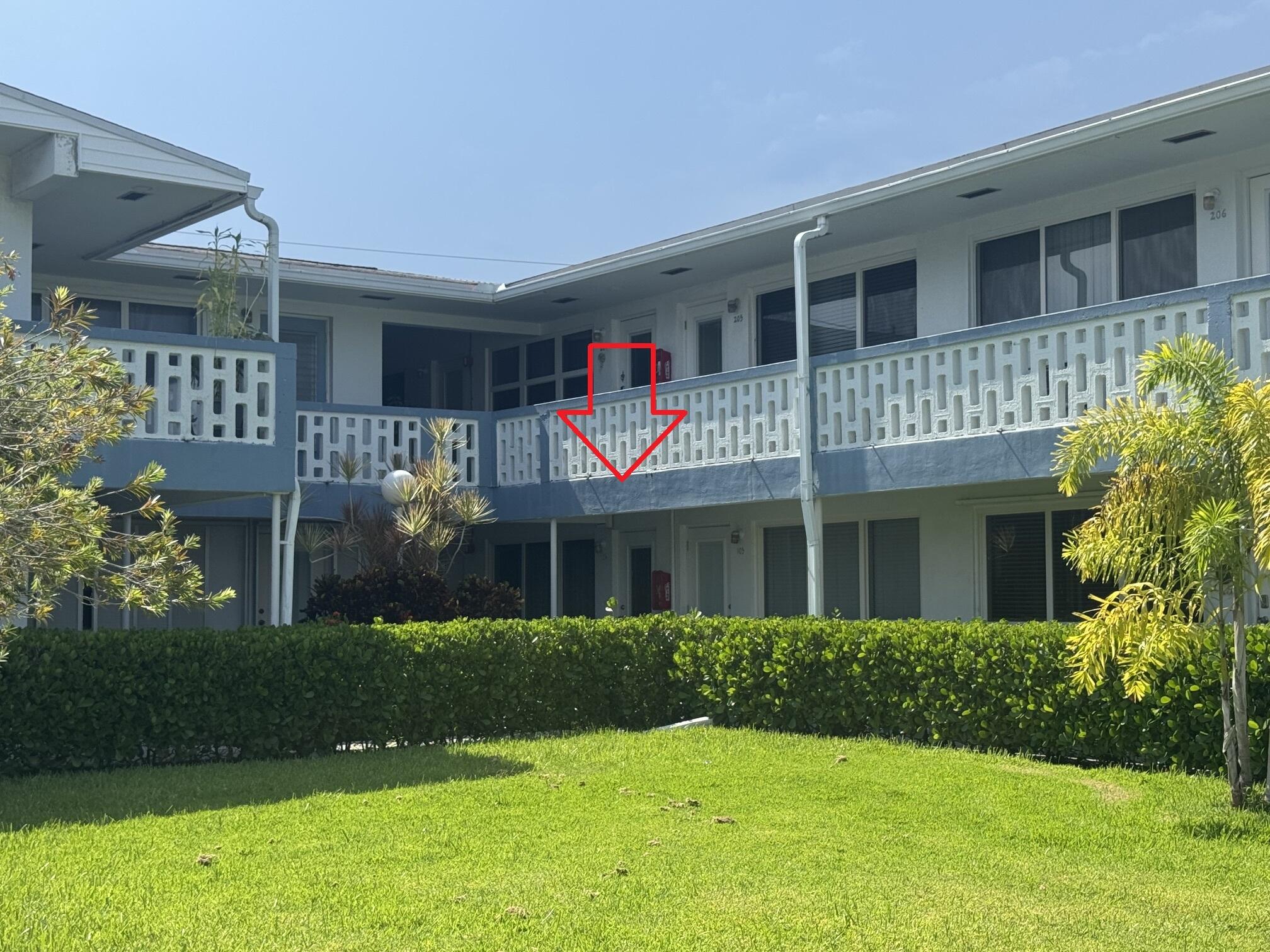 Hallandale Beach photo 4