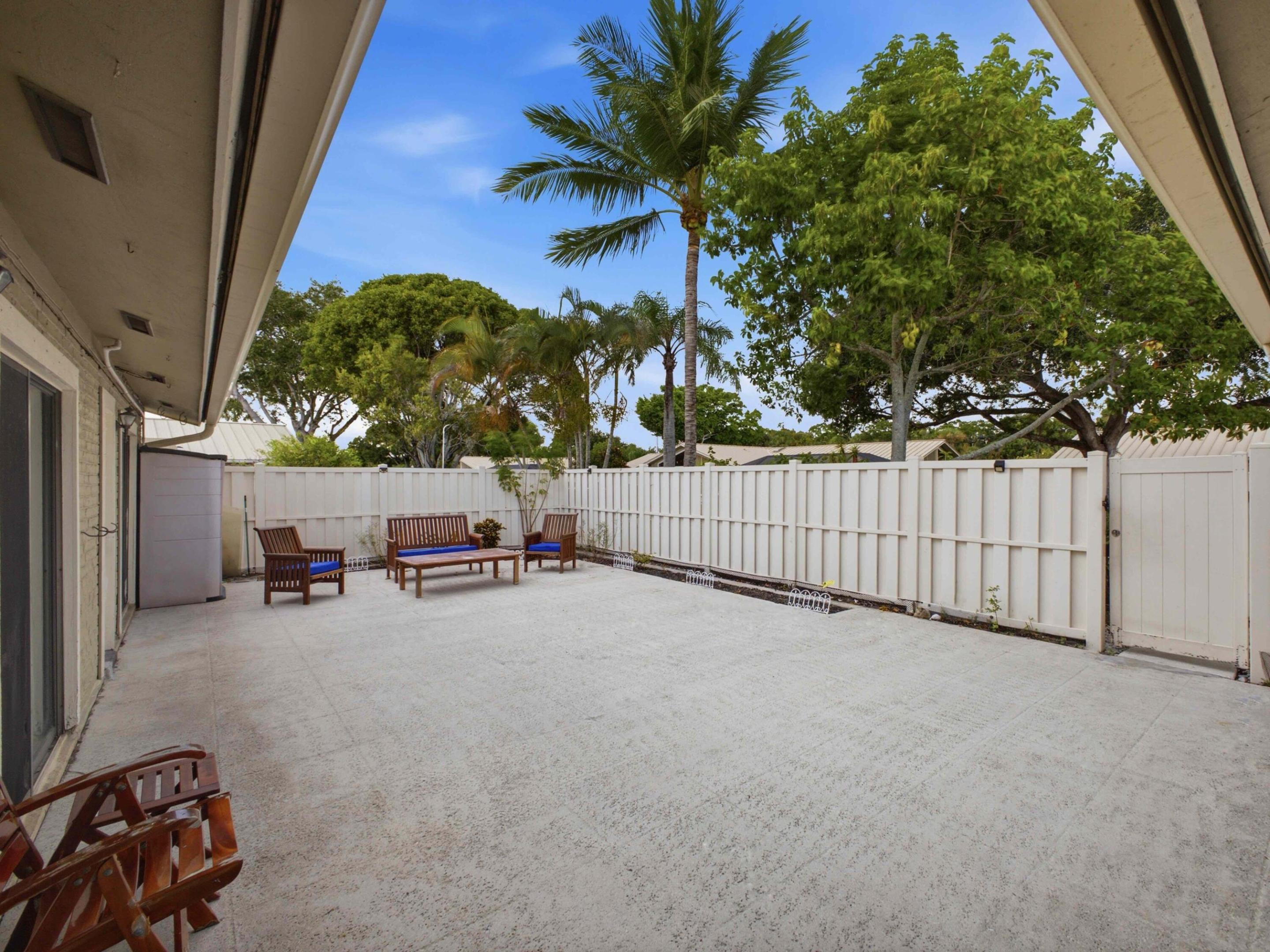 Palm Beach Gardens photo 5