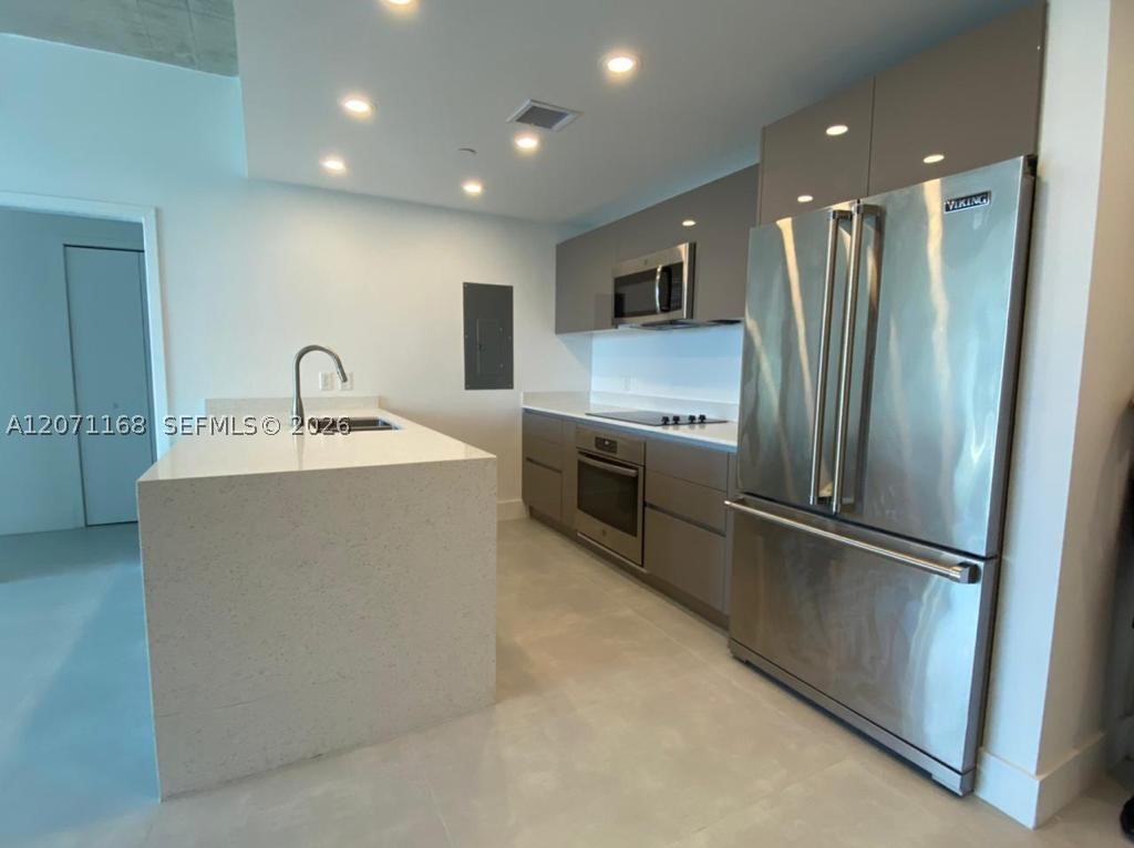 North Miami Beach photo 3