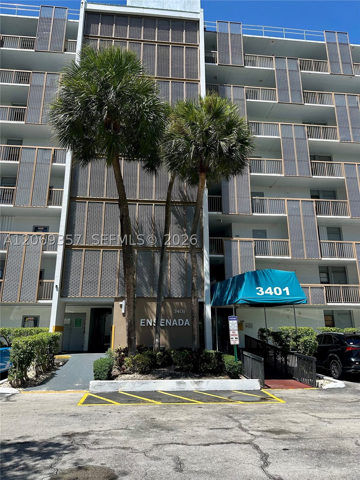 Aventura photo 4