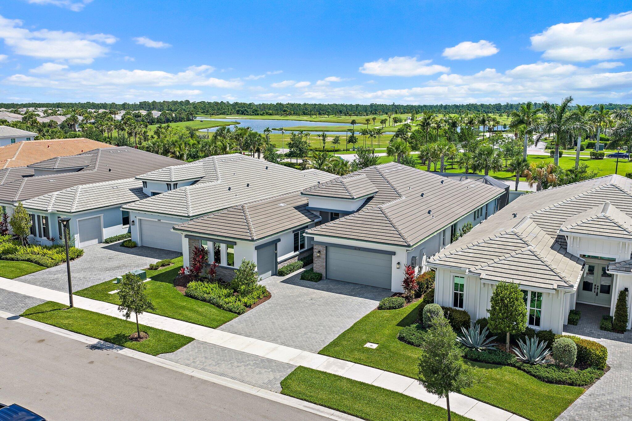 Palm Beach Gardens photo 2