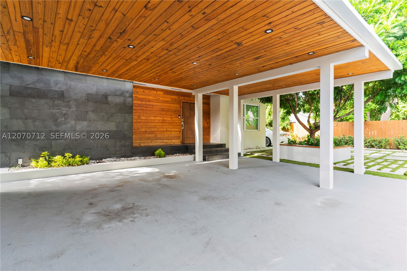 Miami photo 3