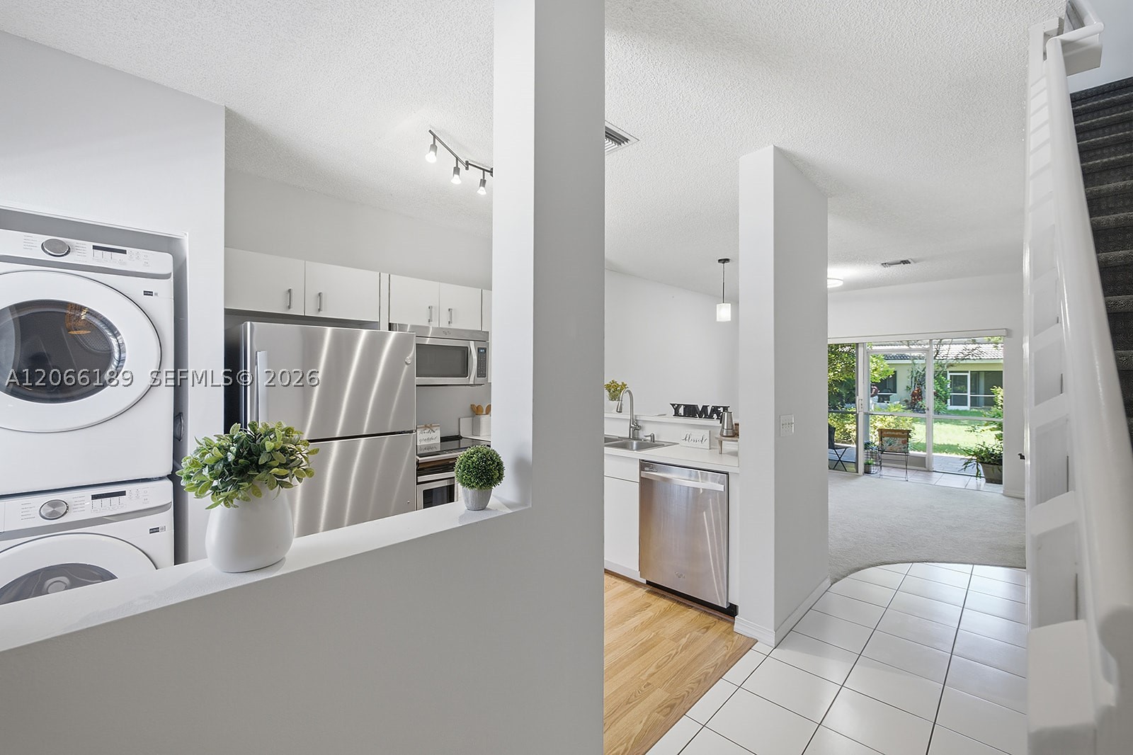Pembroke Pines photo 4