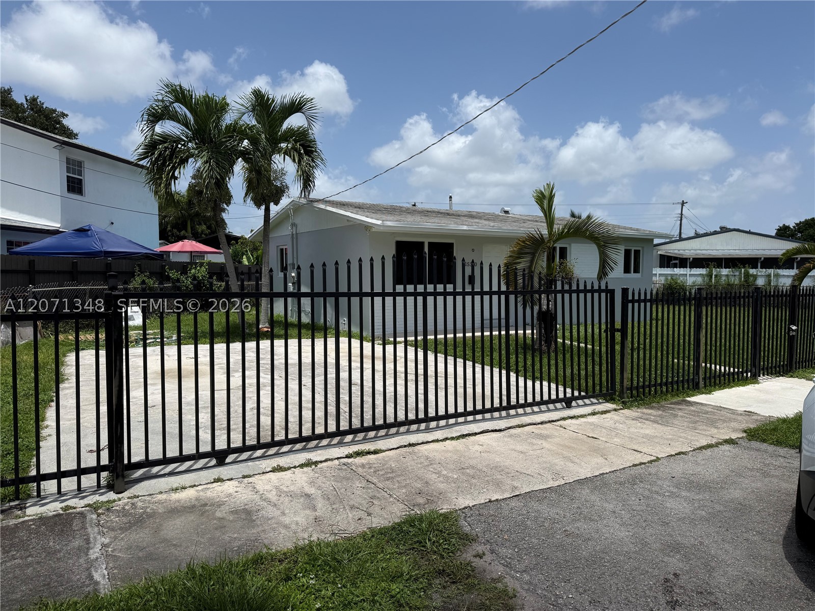 Miami Gardens photo 2