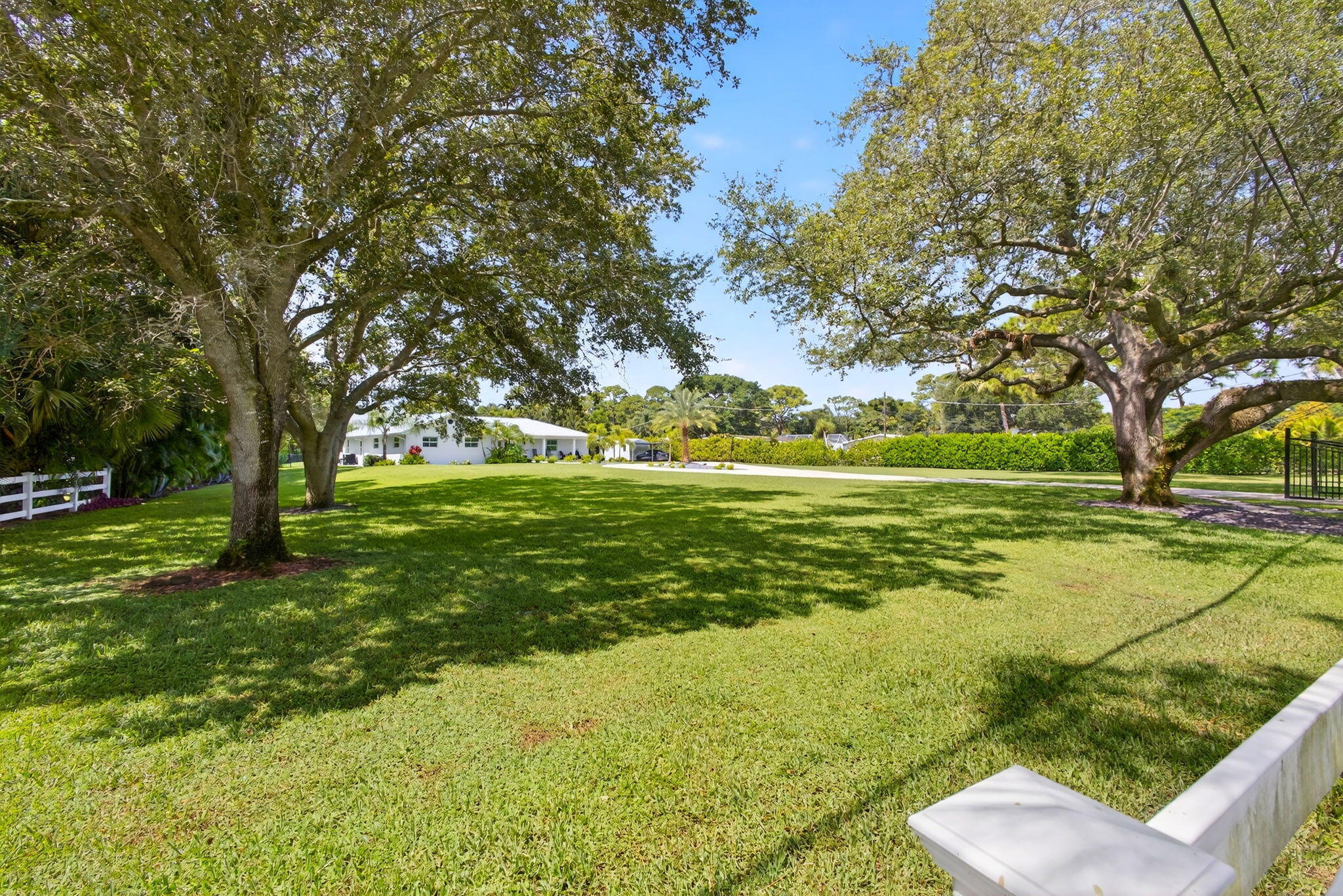 Palm Beach Gardens photo 4