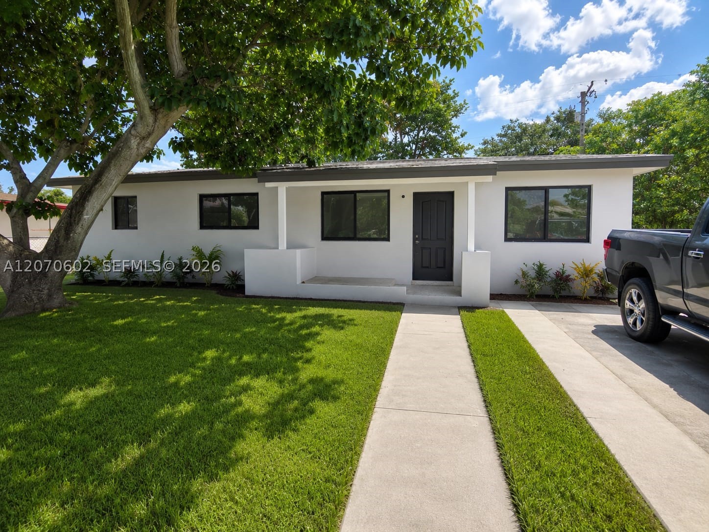 Miami Gardens photo 1