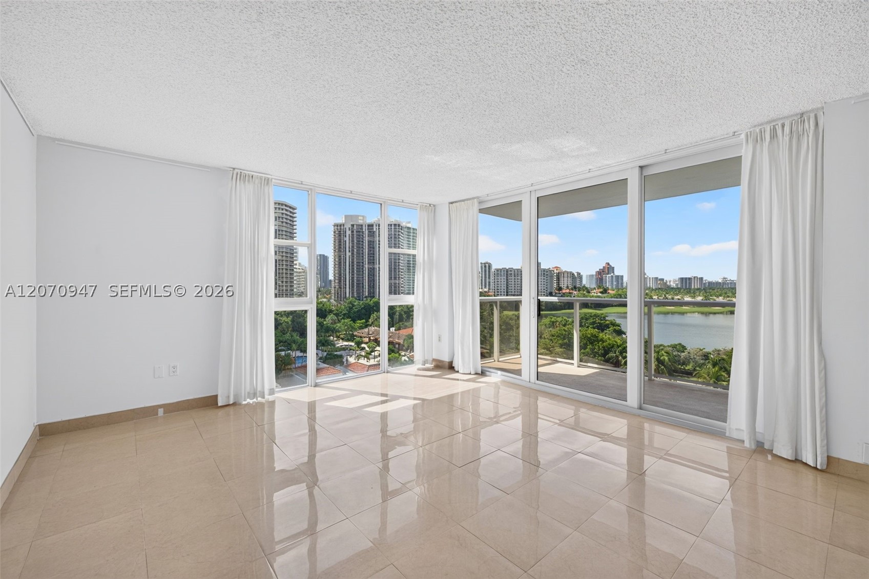 Aventura photo 1