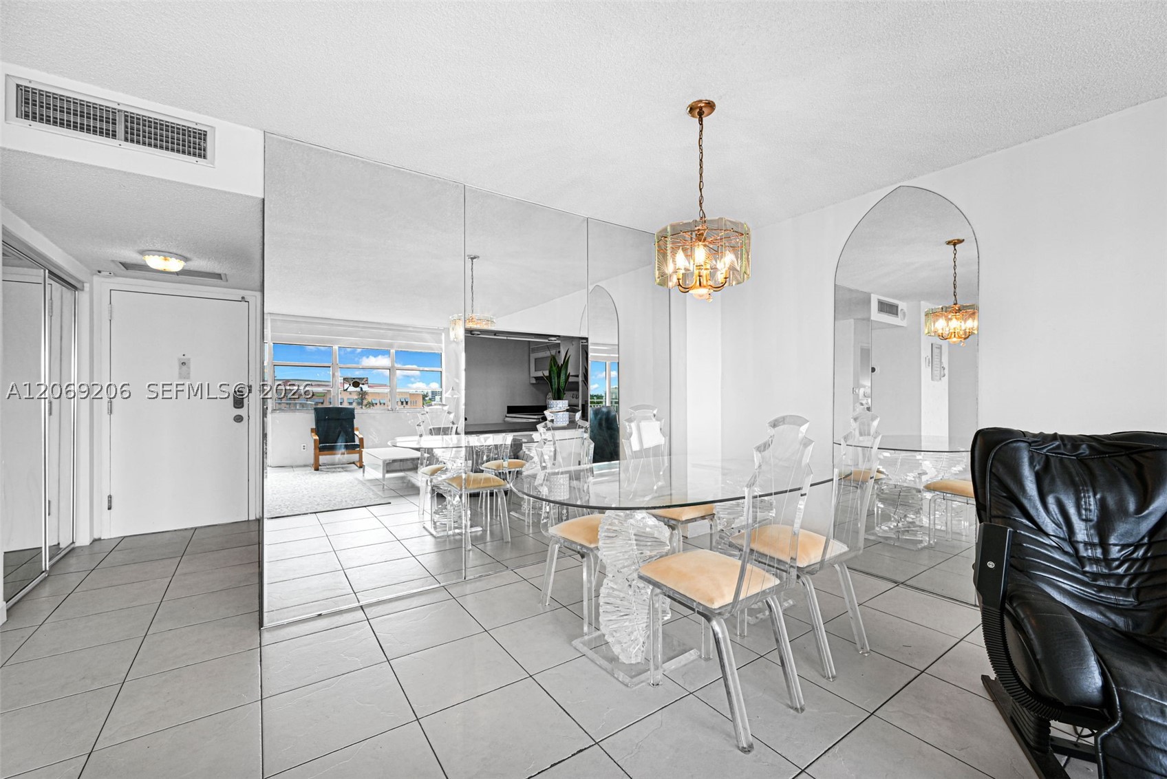 North Miami photo 4
