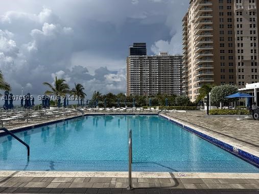 Hallandale Beach photo 1