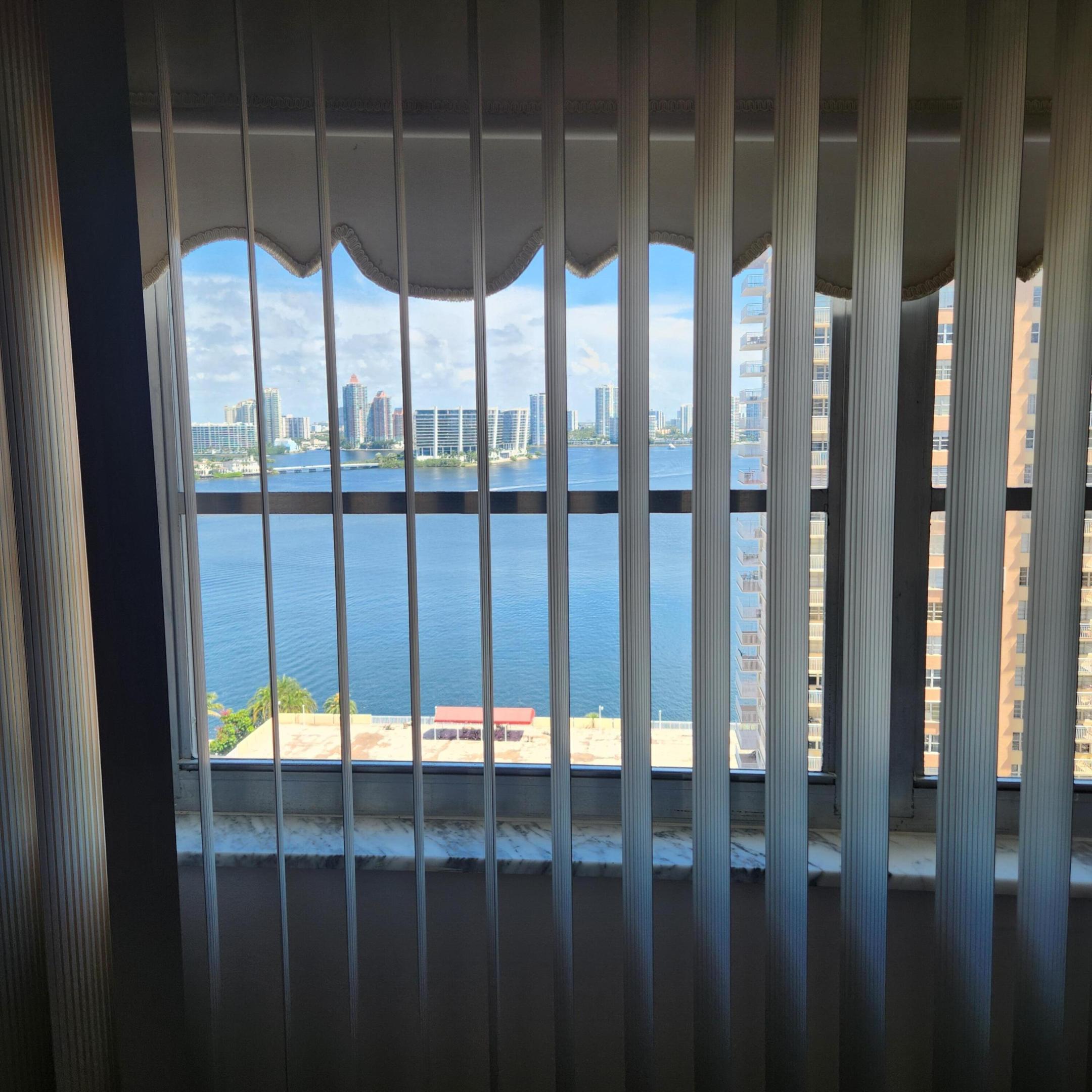 Sunny Isles Beach photo 3